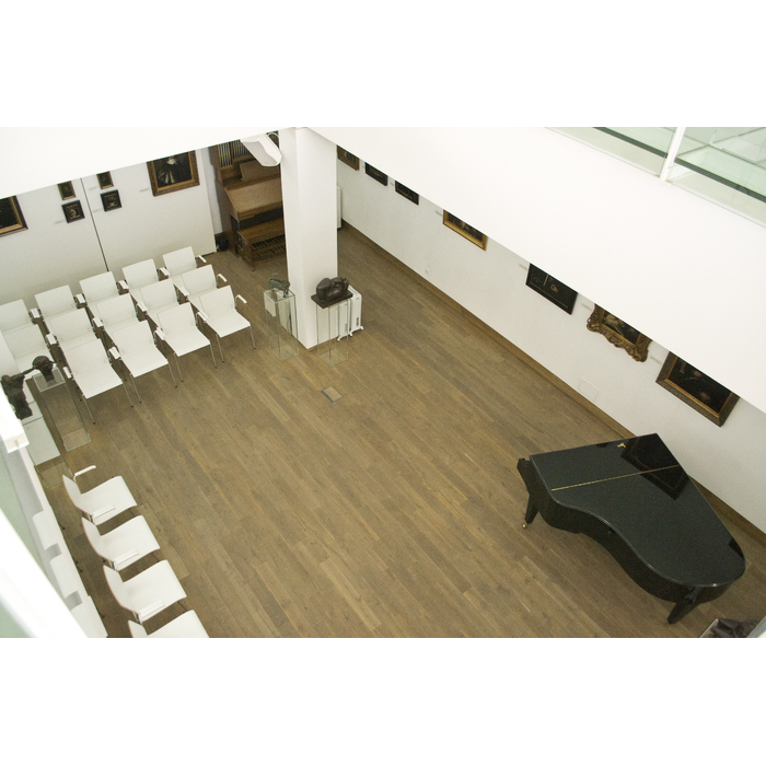 dsc-0066_700x700_pad_478b24840a