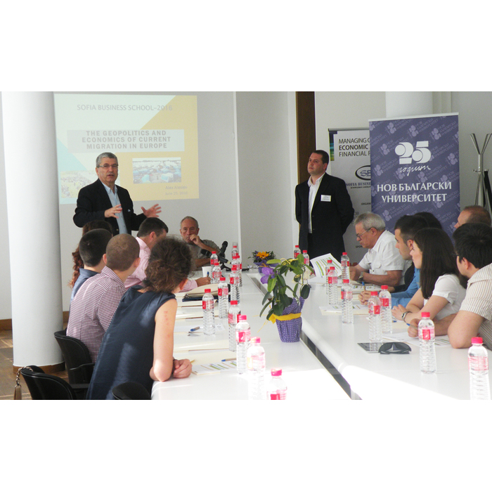 sbs0_700x700_pad_478b24840a